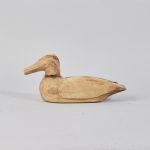 673018 Decoy duck